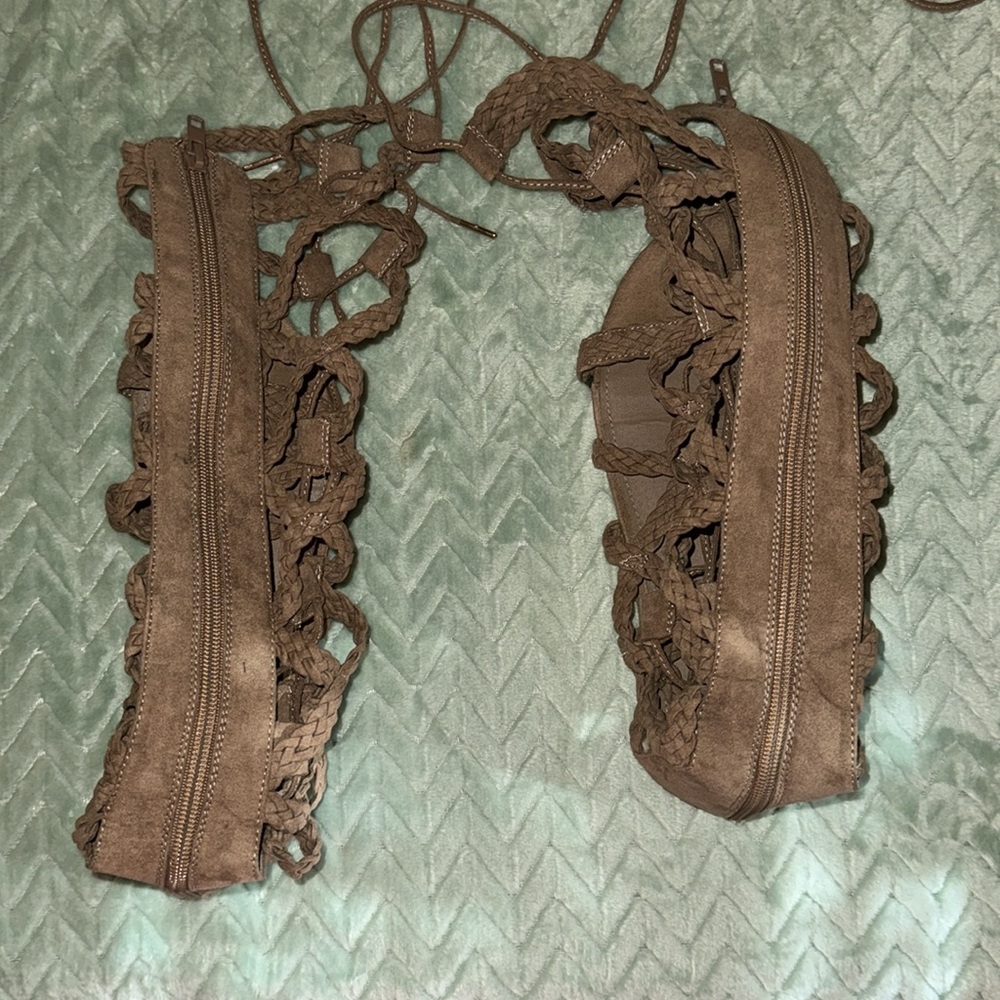 Steve Madden Adjustable Gladiator Style Sandals - image 3